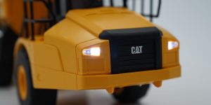 京商 1/24 RC CAT 建機シリーズ 745 Articulated Truck (アーティキュレート トラック:ダンプ) 56625