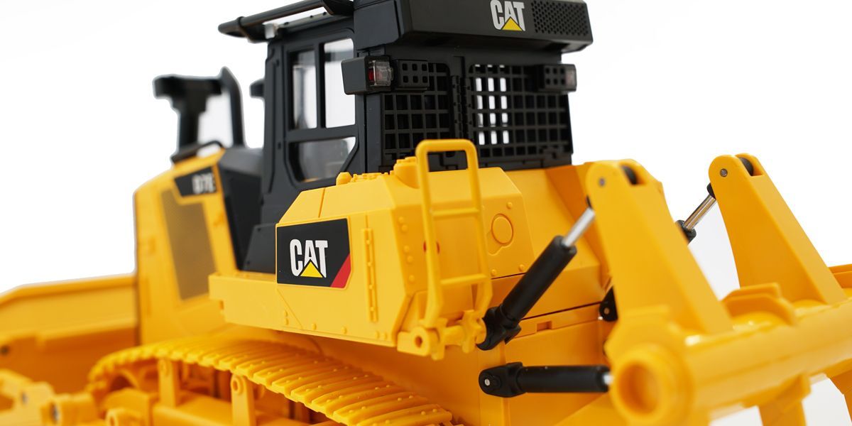 京商 1/24 RC CAT 建機シリーズ D7E Track-Type Tractor (トラックタイプ トラクター:ブルドーザ) 56623