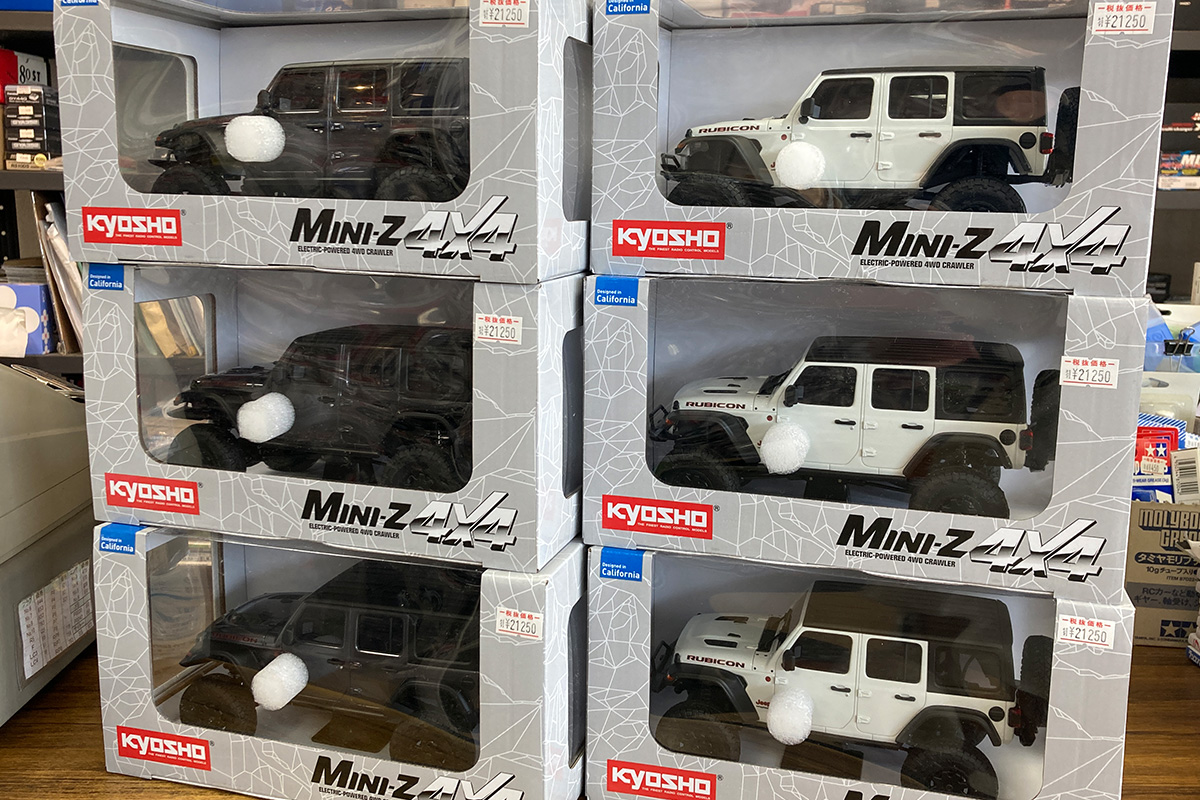 ミニッツ4×4 レディセット ジープ ラングラー アンリミテッド ルビコン再入荷しました